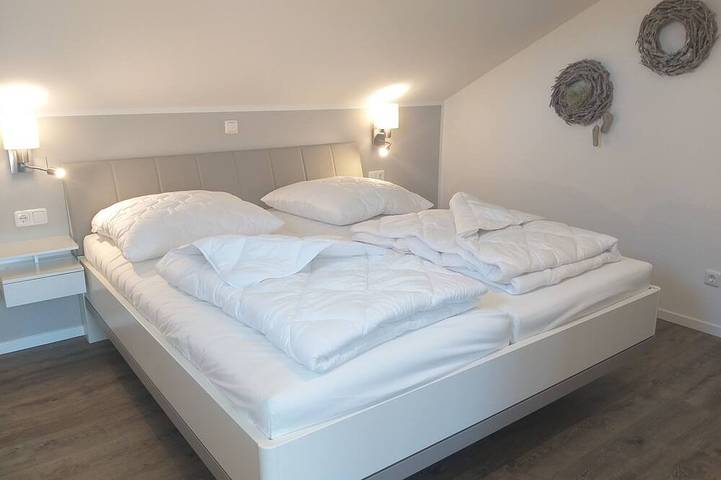 Ferienhaus für 12 Personen, mit Balkon und Garten sowie Sauna in Röbel-Müritz - 4