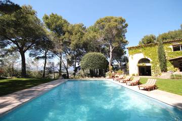 Appartement De Vacances pour 8 Personnes dans Mougins, Région de Cannes, Photo 1