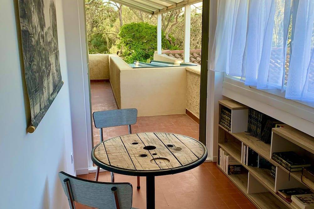 Appartement entier, Petit Havre De Paix in Vergèze, Côte méditerranéenne (France)