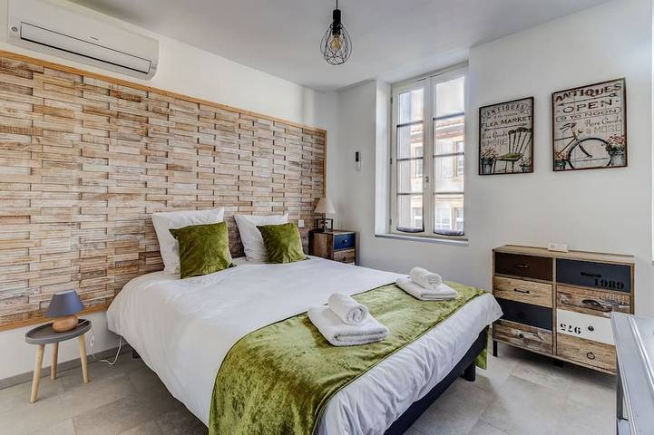 Location de vacances pour 14 personnes, avec terrasse à Lavaur - 4