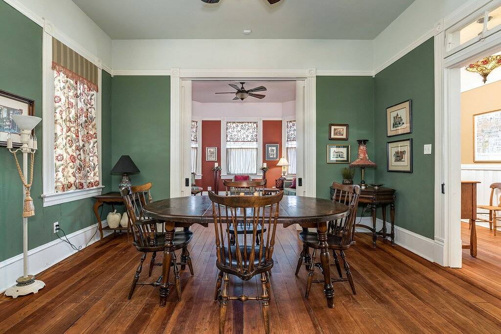 Vacation Home for 7 Guests in Galveston Island, Galveston