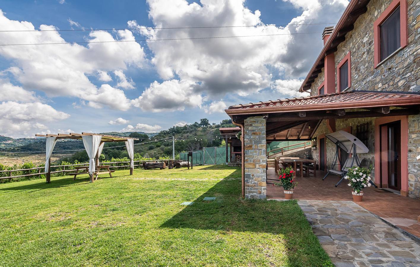 Apartment mit Meerblick, Parkplatz, AC, Pool und Internet in Torchiara, Cilento