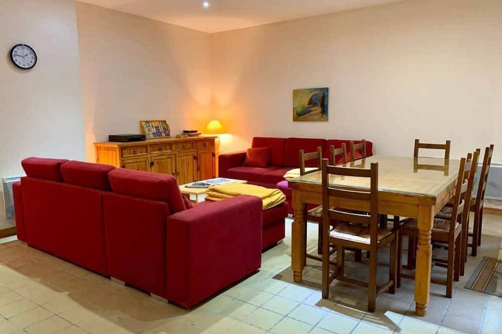 Appartement entier, Grand appartement 90 M au centre de Sainte Marie de Campan in Sainte Marie de Campan, Campan