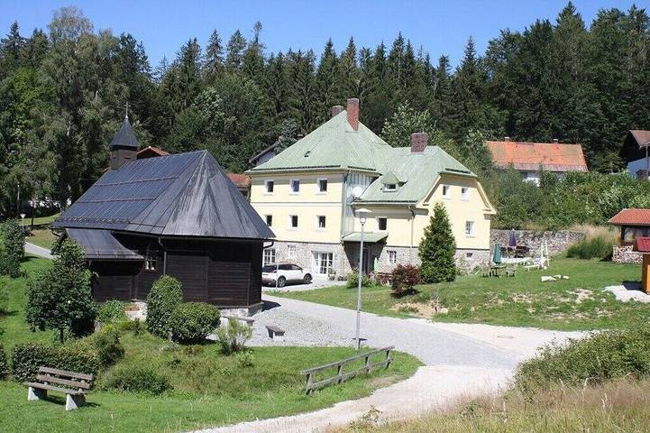 Ferienwohnung für 8 Personen, mit Terrasse und Sauna sowie Garten - 1