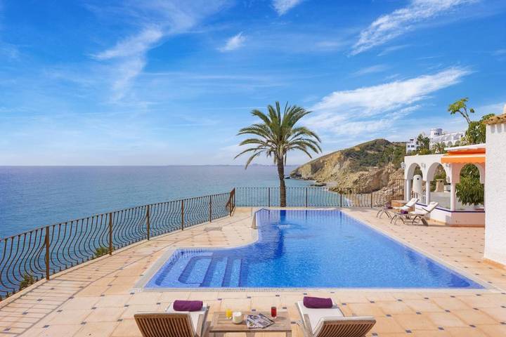 Casa rural para 6 personas, con vistas además de terraza y piscina en Villajoyosa - 2