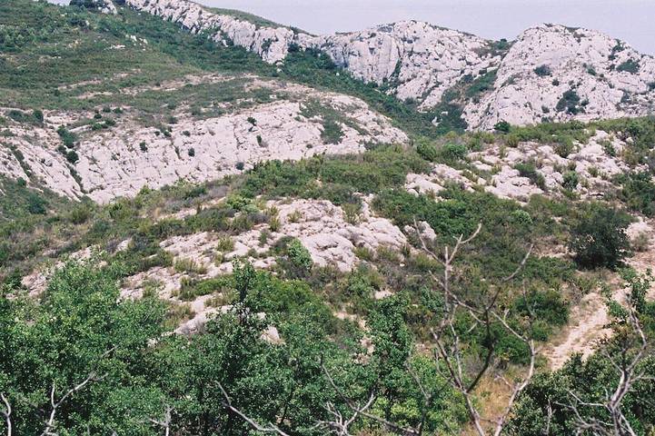 Location de vacances pour 10 personnes, avec Terrasse ainsi que Jardin et Piscine à Peypin