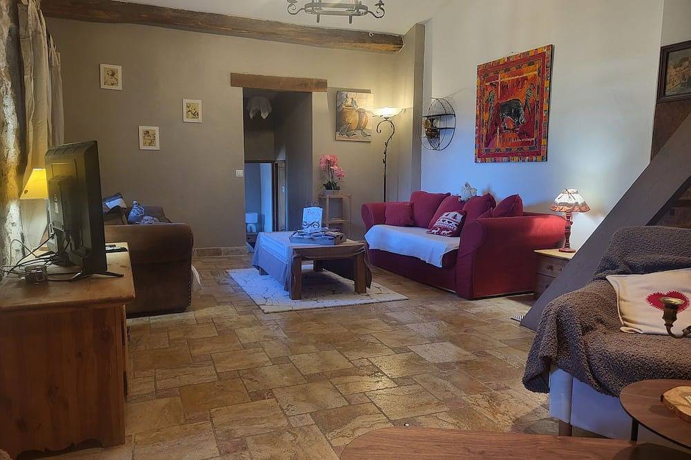 Vacaciones en la naturaleza in Montjustin, Parque natural regional del Luberon