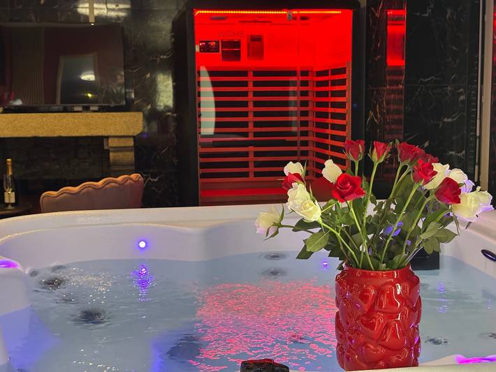 Maison de vacances pour 2 personnes, avec Jacuzzi ainsi que Jardin et Sauna à Quimperlé