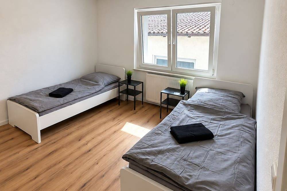 Ganze Wohnung, Monteur- und Ferienapartment Lingenfeld Eg in Lingenfeld, Rheinebene