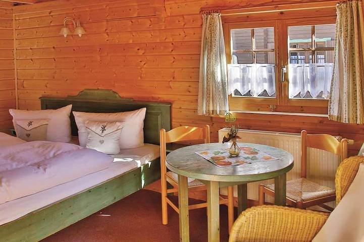 BnB für 4 Personen, mit Garten in der Lausitz