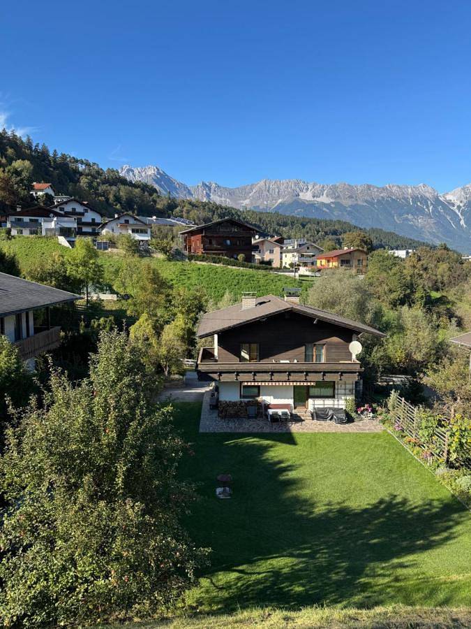 Ferienhaus für 7 Personen, mit Garten und Ausblick in Mutters