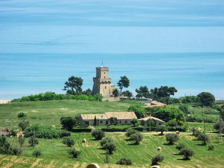 Casa 6 Persone in Città Sant'Angelo, Città Sant'Angelo e dintorni