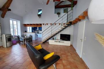 Gîte pour 6 personnes, avec terrasse à Luzech