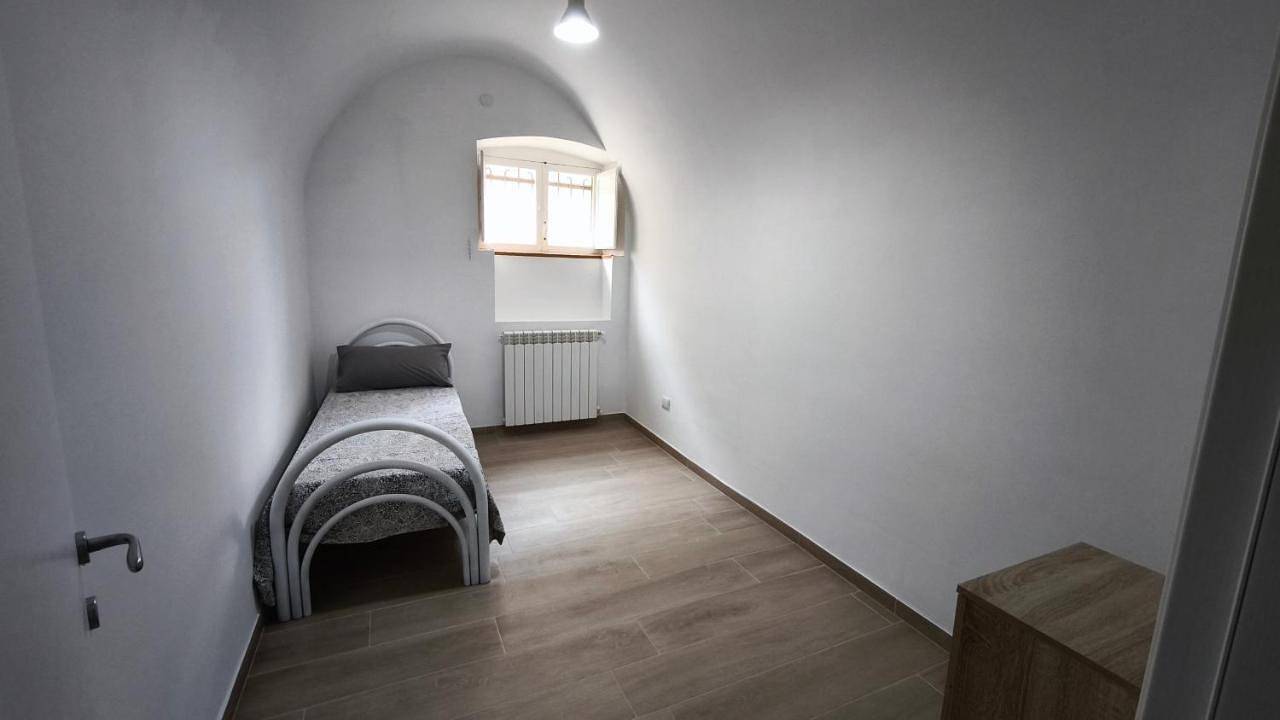 Appartamento intero, Three-Bedroom Apartment in Statte, Golfo di Taranto