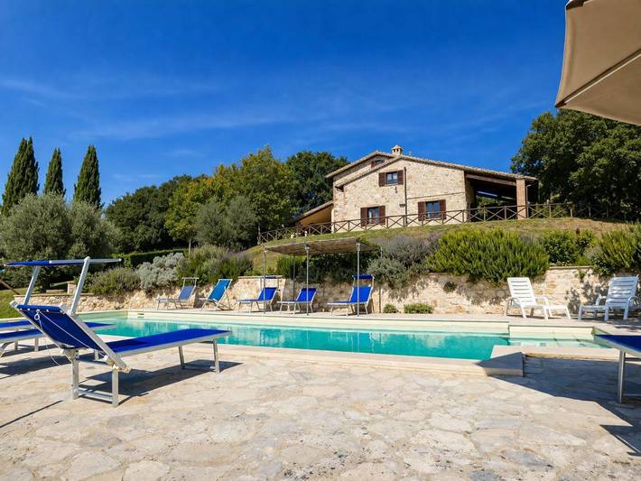 Location de vacances pour 15 personnes, avec vue ainsi que jardin et piscine, animaux acceptés à Lugnano in Teverina - 4