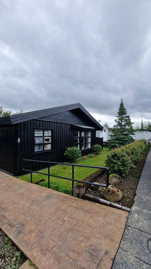Ferienhaus für 6 Personen, mit Garten in Island