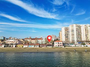 Gîte pour 6 personnes, avec terrasse et jardin, animaux acceptés à Follonica