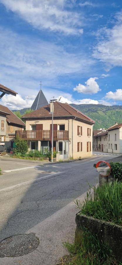 Gîte pour 6 personnes, animaux acceptés à Brié-et-Angonnes - 3