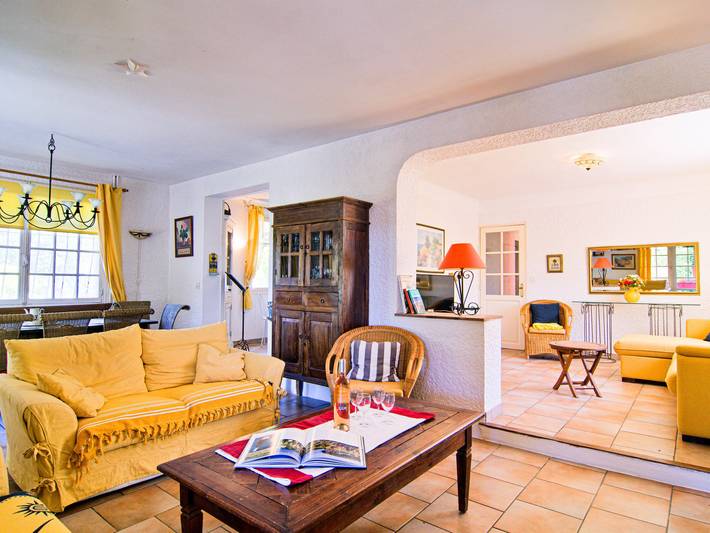Villa Datcha in Moissac-Bellevue, Région de Brignoles