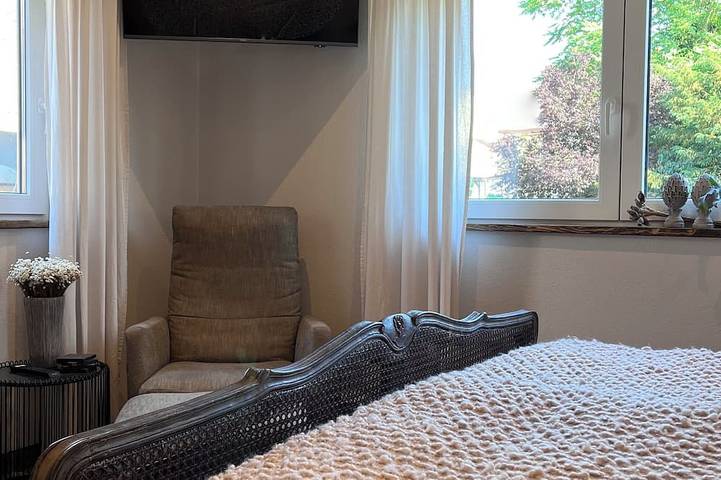 Ganze Wohnung, Stilvoll übernachten zwischen Mannheim und Heidelberg (ideal für Kurztrips) in Mannheim, Kurpfalz