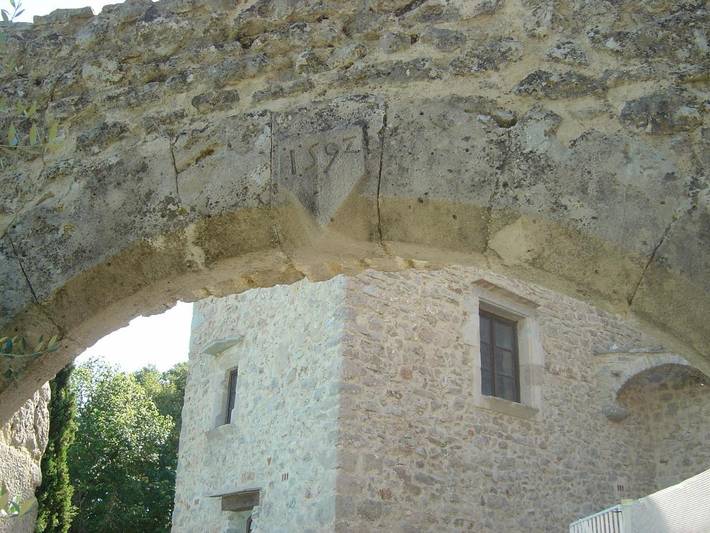 Gîte pour 8 personnes, avec jardin ainsi que vue et piscine à Argelliers - 4