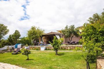 Ferienhaus für 6 Personen, mit Garten in Lu Fraili di Sopra