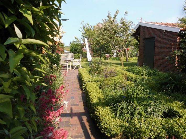 Ferienwohnung für 3 Personen, mit Terrasse und Garten in Dornum - 3
