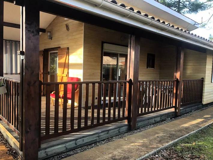 Ferienhaus für 4 Personen, mit Pool und Ausblick sowie Terrasse, mit Haustier