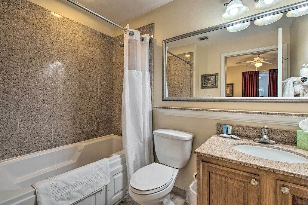 Ganze Wohnung, Luxury Condo w/ Huge Private Balcony on Lake Bryan in Disney World