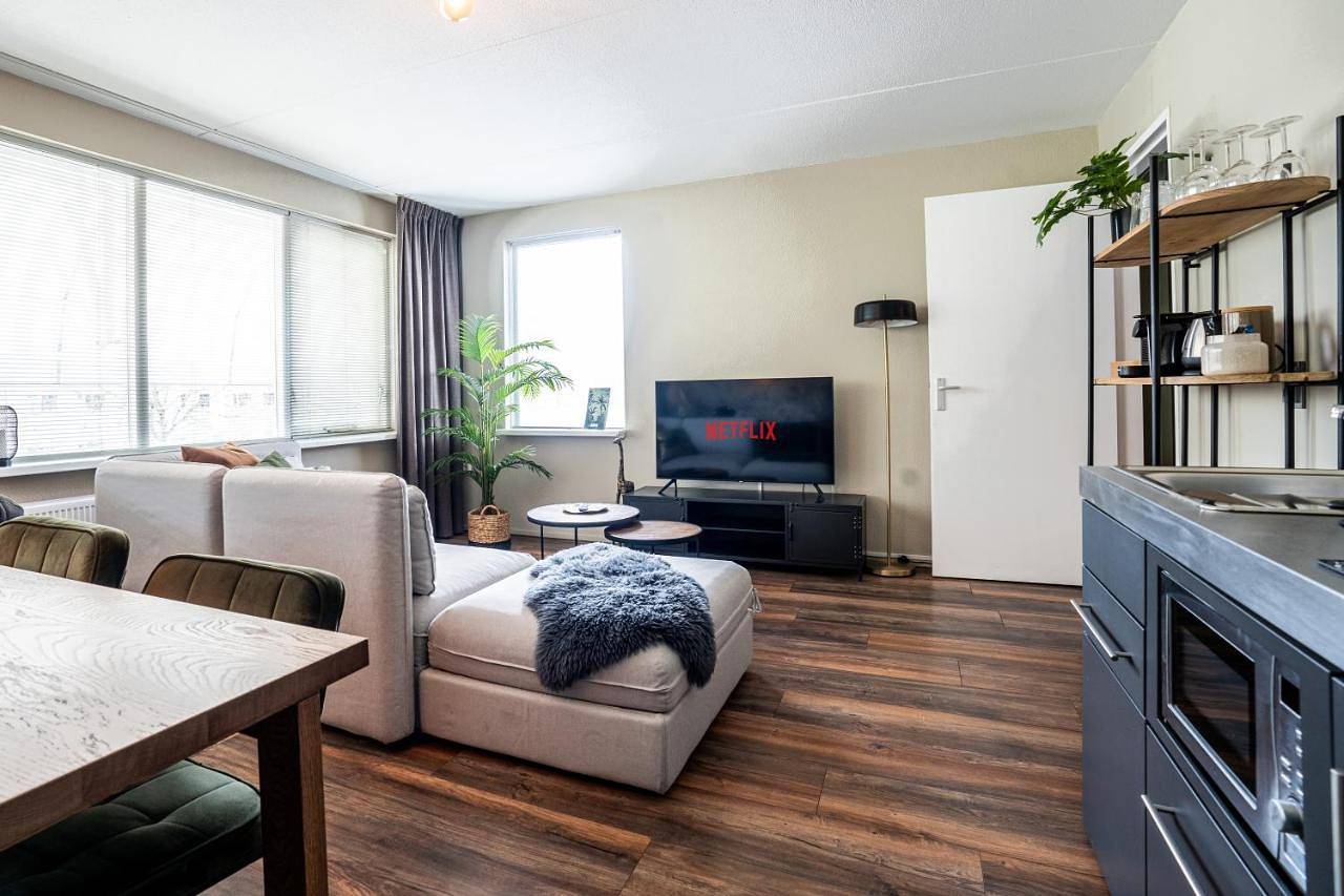 Appartement entier, The Lion King - 6 Person linked apartment with roof terrace in Groningen, Région de Groningen