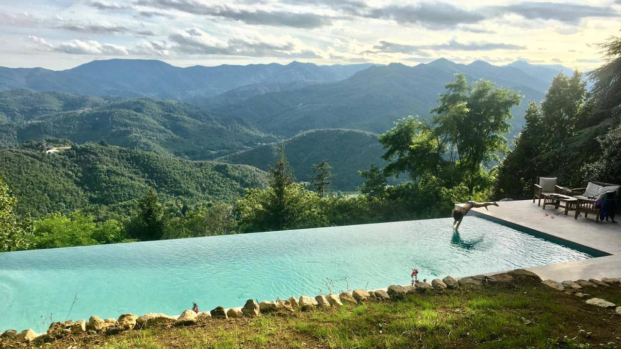 Appartement entier, La Châtaigne Perchée, piscine et nature in Chirols, Parc naturel régional des Monts d'Ardèche