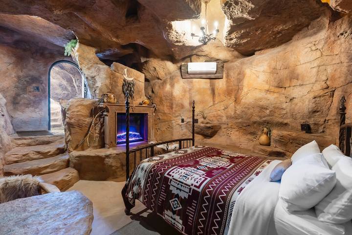 Cave Dwellers- Zions' Only Hand-Sculpted Cave in Mohave County