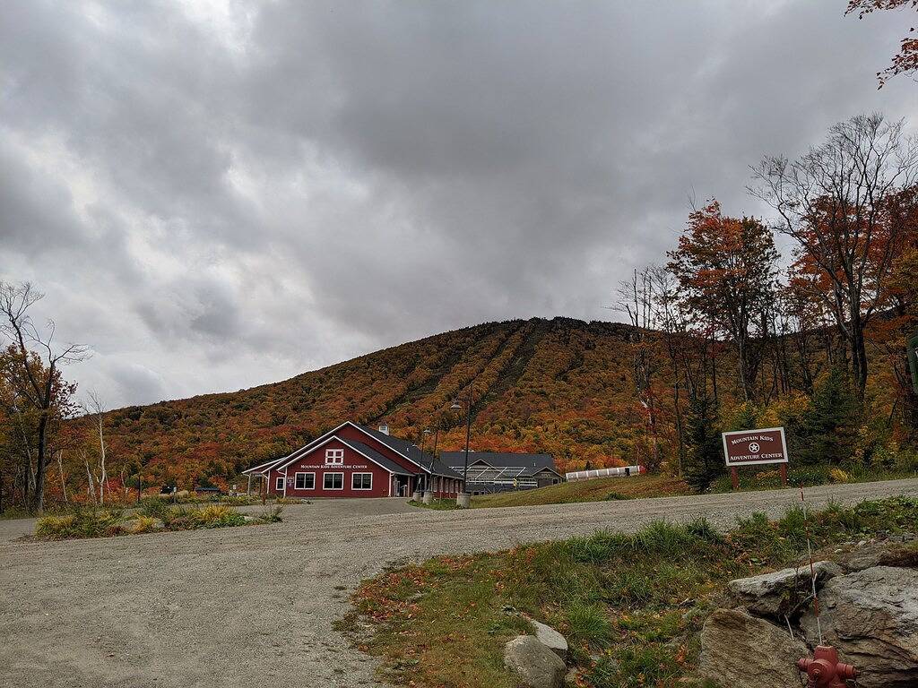 Ganze Wohnung, Fabulous Ski-in / Ski out 2 Schlafzimmer Wohnung, nur wenige Schritte vom Grammy Jay Trail! in Jay Peak