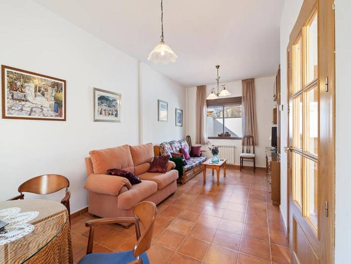 Casa rural para 8 personas, con piscina y terraza en Bienservida