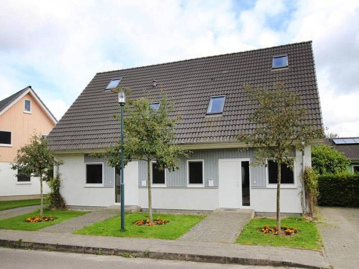 Ferienhaus für 12 Personen, mit Terrasse und Sauna
