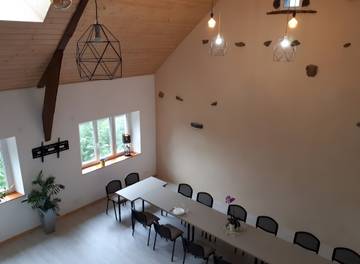 Maison De Vacances pour 15 Personnes dans Saint-Jacques-d'Ambur, Puy-de-Dôme, Photo 3