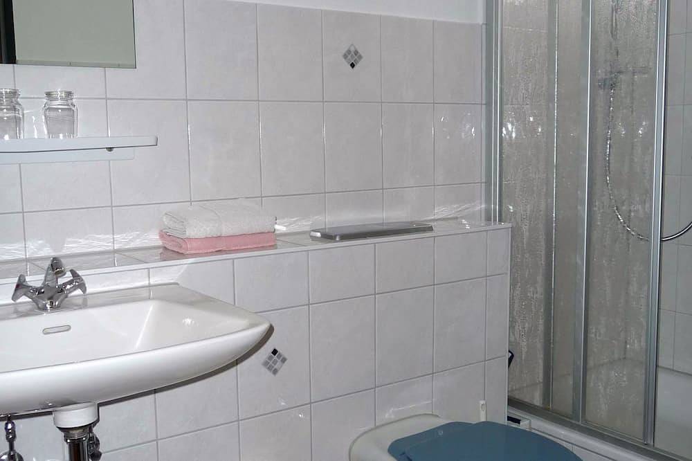 Ganze Wohnung, Gemütliche Ferienwohnung (55qm) für 2-3 Gäste mit überdachtem Balkon in Ochsenkopf, Bischofsgrün