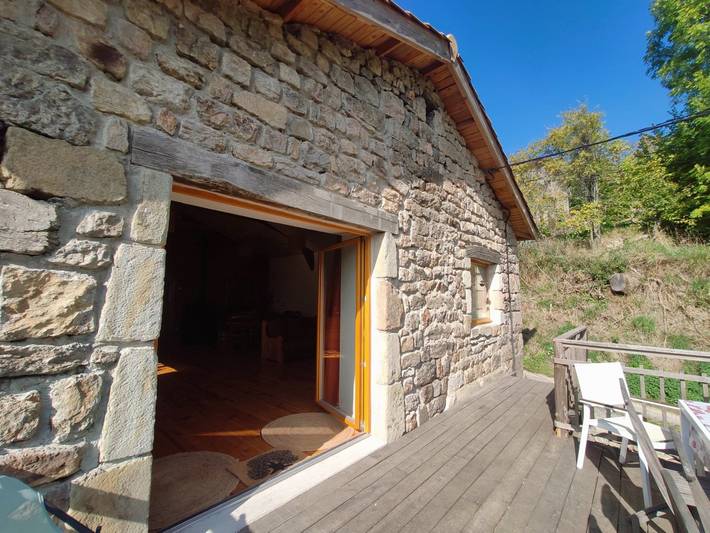 Gîte pour 11 personnes, avec terrasse, animaux acceptés en Ardèche - 2