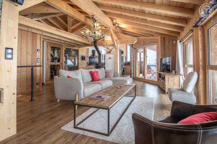 Gîte pour 10 personnes, avec Terrasse et Sauna à Peisey-Nancroix