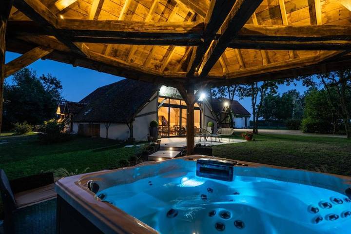 Maison d’hôte pour 4 personnes, avec vue ainsi que piscine et jardin dans Méry-sur-Cher