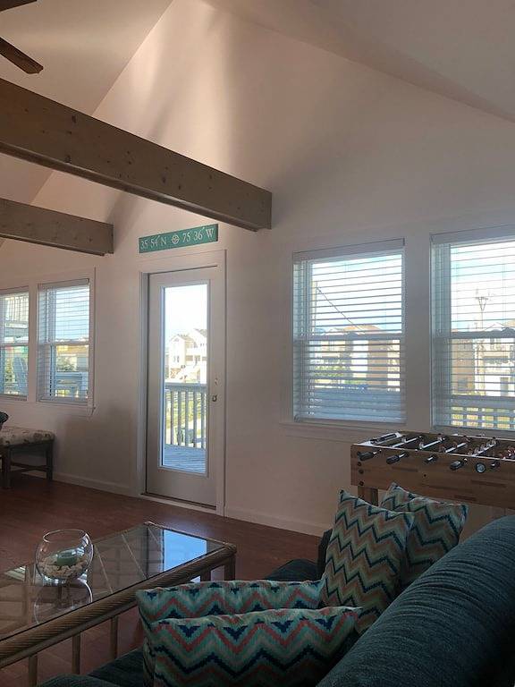 Orange Sky Obx, 3Br 2-1 / 2 Bad, 15. 5 Mp auf der Strandstraße, tierfreundlich in Whalebone, Nags Head