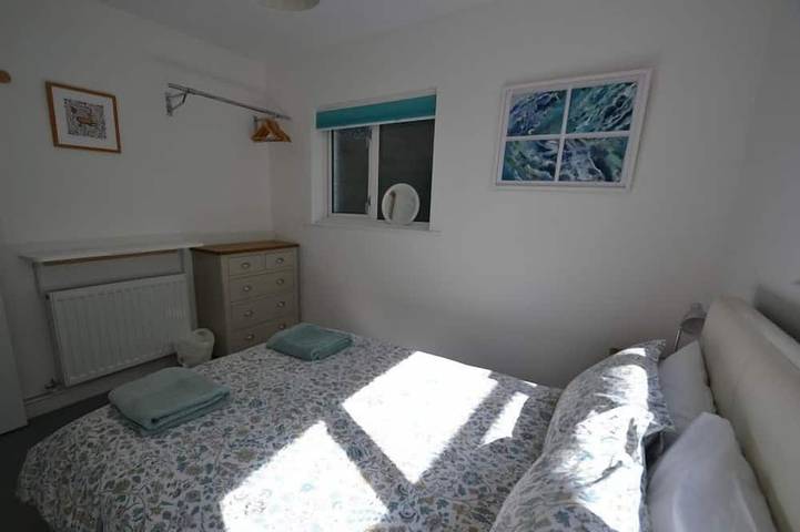 Combe Cottage - peut accueillir 6 personnes dans 3 chambres in Woolacombe, Devon