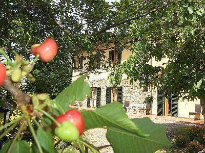 Ganze Ferienwohnung, Angenehme Wohnung mit Grill, Terrasse und Garten in Santa Luce, Etruskische Küste
