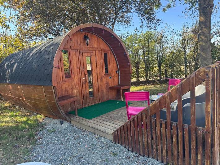 Gîte pour 2 personnes, avec Terrasse à Tennie
