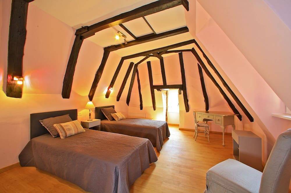 La Maison du Gabarrier avec vue imprenable sur la Dordogne in La Roque-Gageac, Périgord Noir