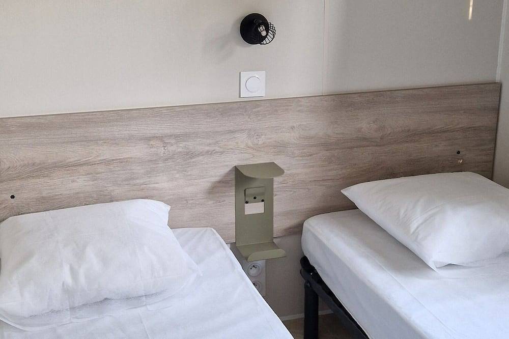 Mobil-home 2 Chambres 4 Personnes in Pordic, Côte de Goëlo