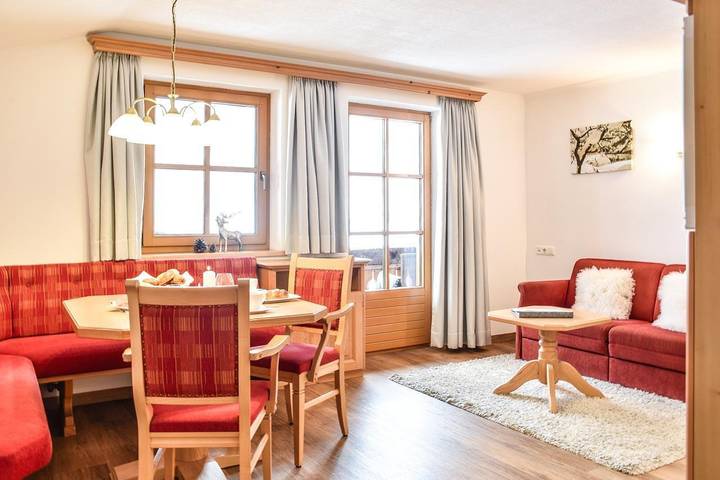 Ferienwohnung für 3 Personen, mit Garten und Sauna sowie Ausblick im Lechtal - 4