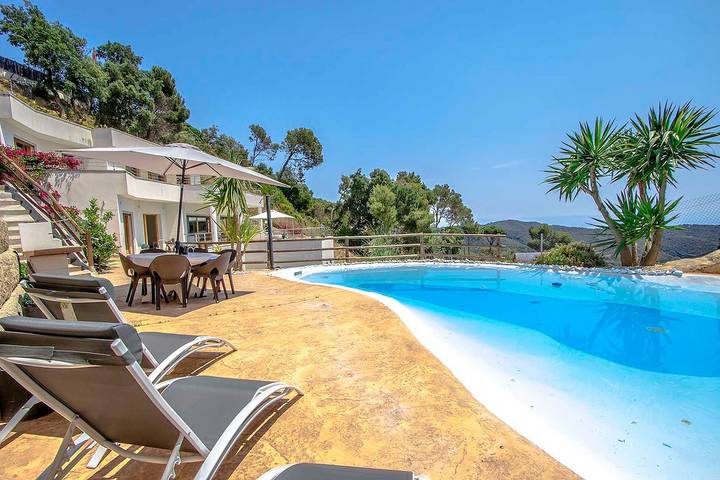 Chalet para 9 personas, con piscina y jardín en Maresme - 3