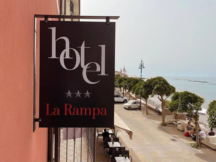 Hôtel pour 3 personnes, avec terrasse et jardin à Agnone Cilento - 4