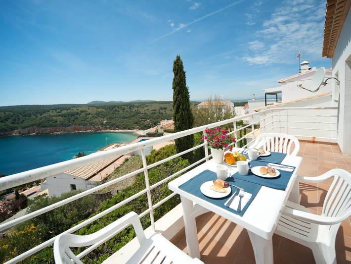 Maison de vacances pour 5 personnes, avec Vue sur l’océan ainsi que Balcon/Terrasse et Jardin dans Punta Montgo